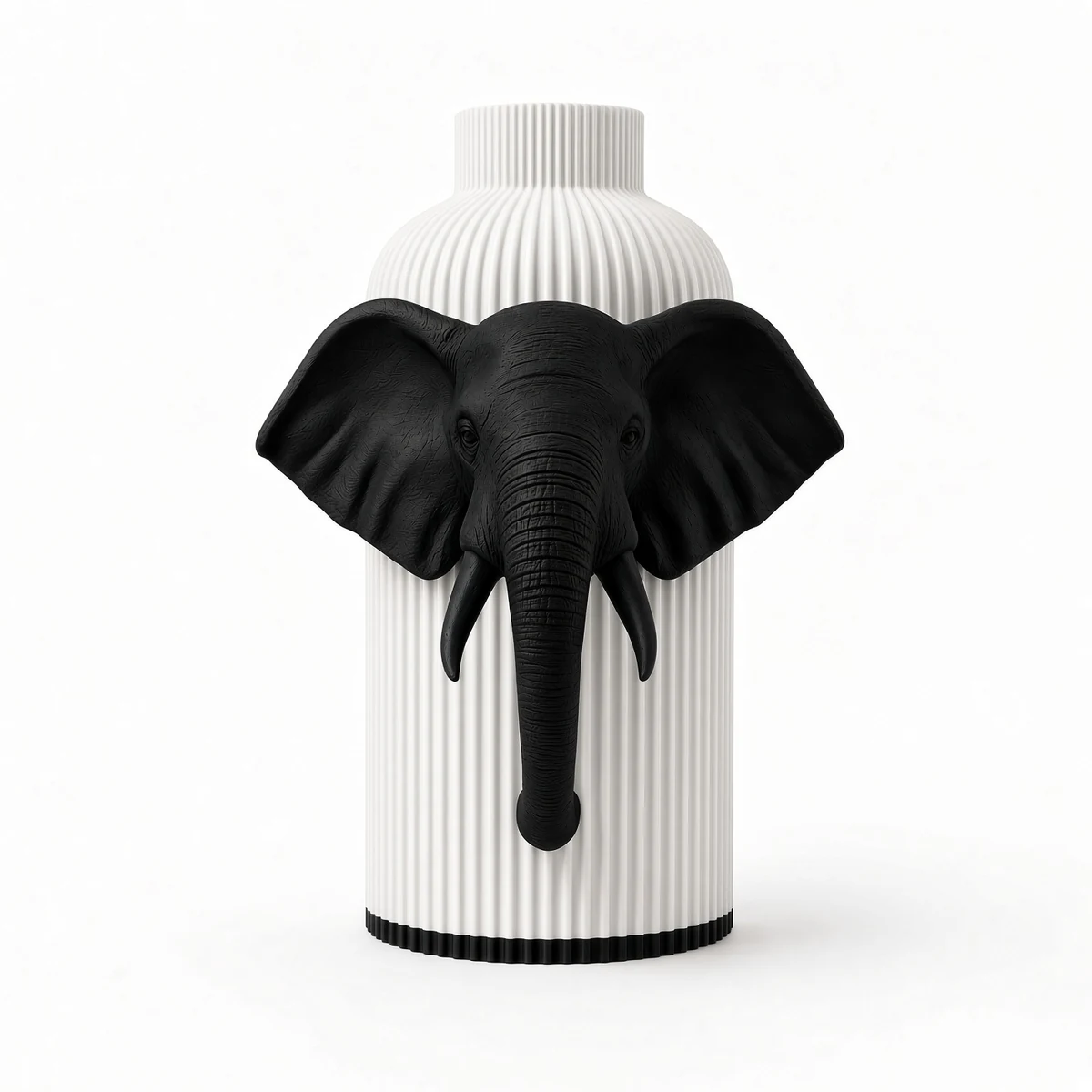Vaso Elefante — Black and White Collection, vista frontale Vaso Elefante bianco e nero della Black and White Collection, vista frontale su fondo bianco.