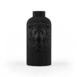 Vaso Leone Potente nero della Black Collection, vista frontale su fondo bianco.