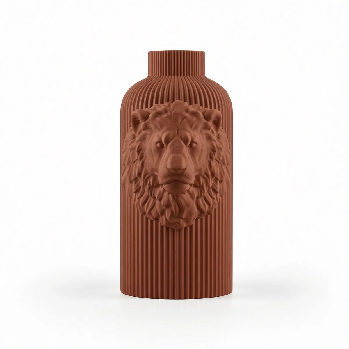 Vaso Leone — Brown Collection, vista frontale Vaso Leone marrone della Brown Collection, vista frontale su fondo bianco.
