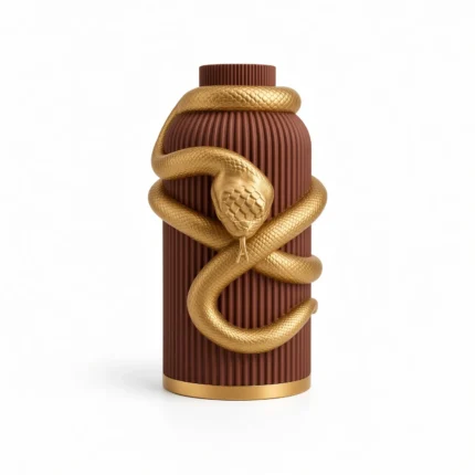 Vaso Serpente Avvolgente marrone con decorazione color oro, vista frontale su fondo bianco.